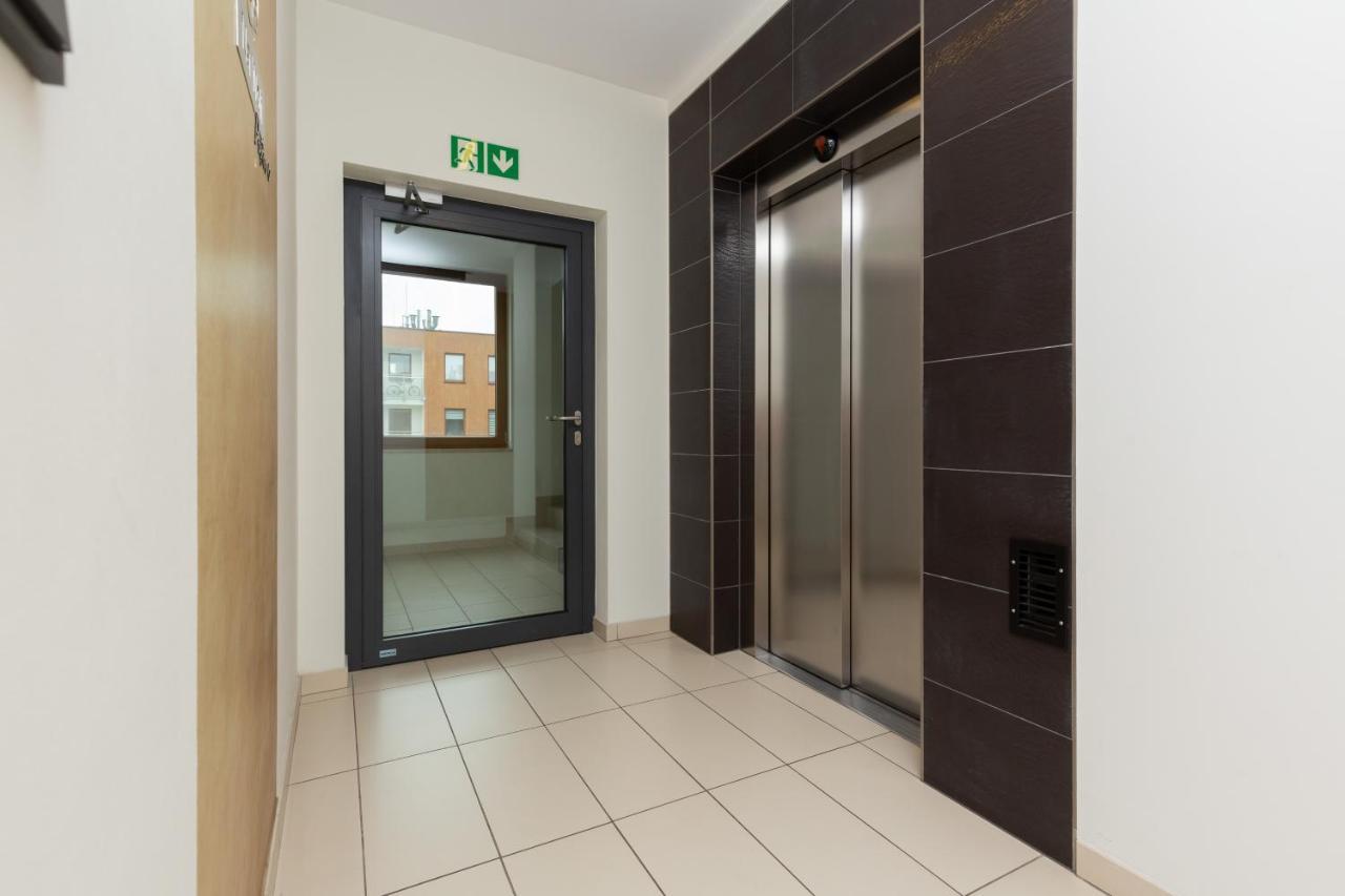 Apartament Na Woli Sowinskiego By Noclegi Renters وارسو المظهر الخارجي الصورة