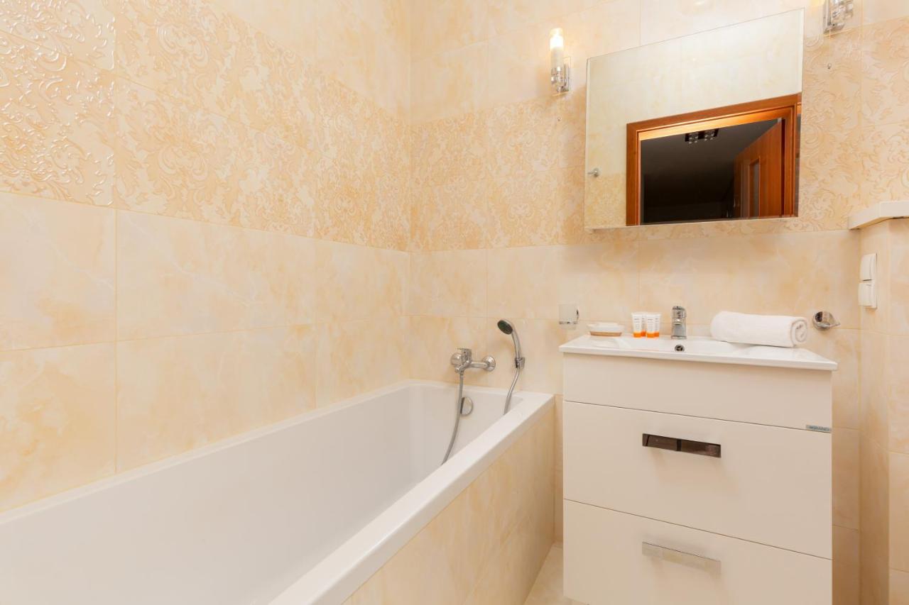 Apartament Na Woli Sowinskiego By Noclegi Renters وارسو المظهر الخارجي الصورة